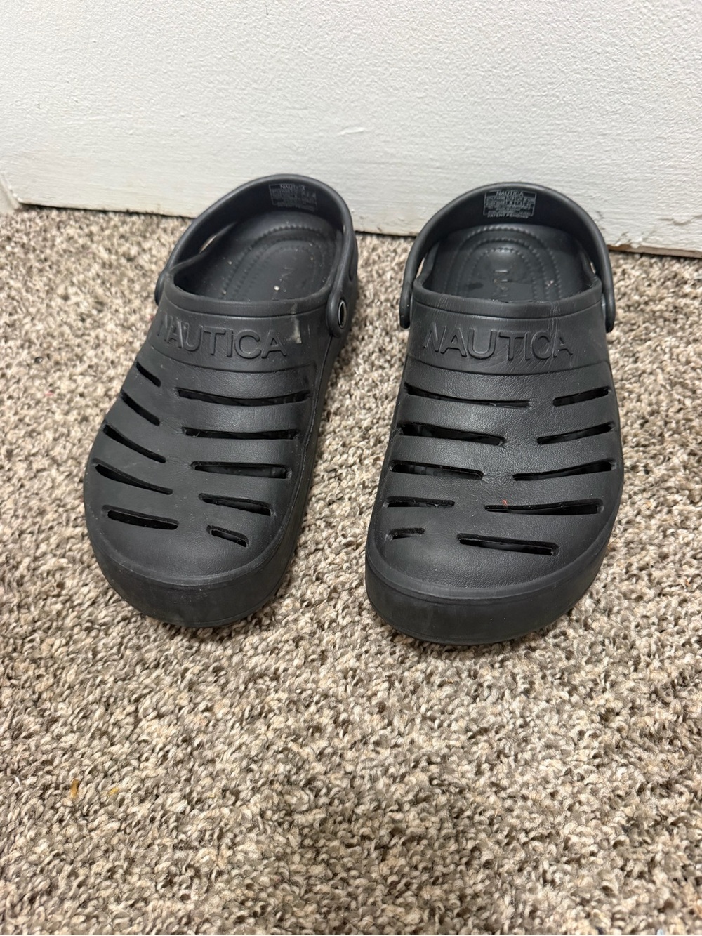 Nautica Kids Black Vented Water Clogs